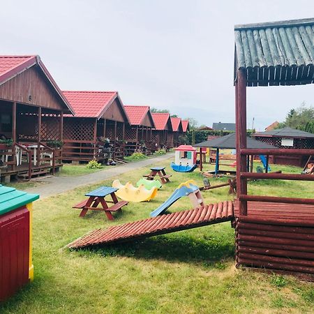 Domki U Karasia Rusinowo  Luaran gambar
